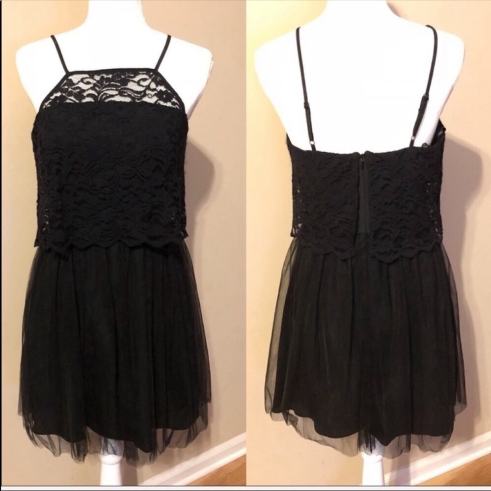 BCBGeneration Lace Dress - Picture 3 of 7